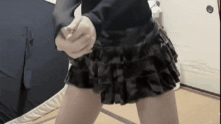 抜けるTikTokショート動画【黒タイツ・腰振り腰へこ・服が透けてお股が見える】